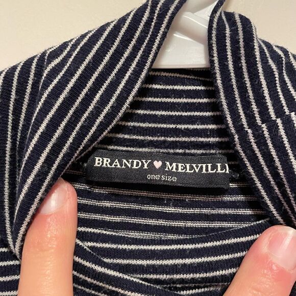 Women’s Turtleneck Sweater Navy Blue And White - Picture 2 of 2